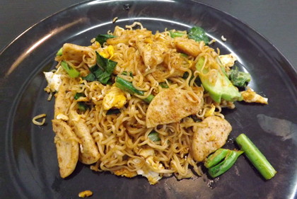 ソーセージ焼きそば